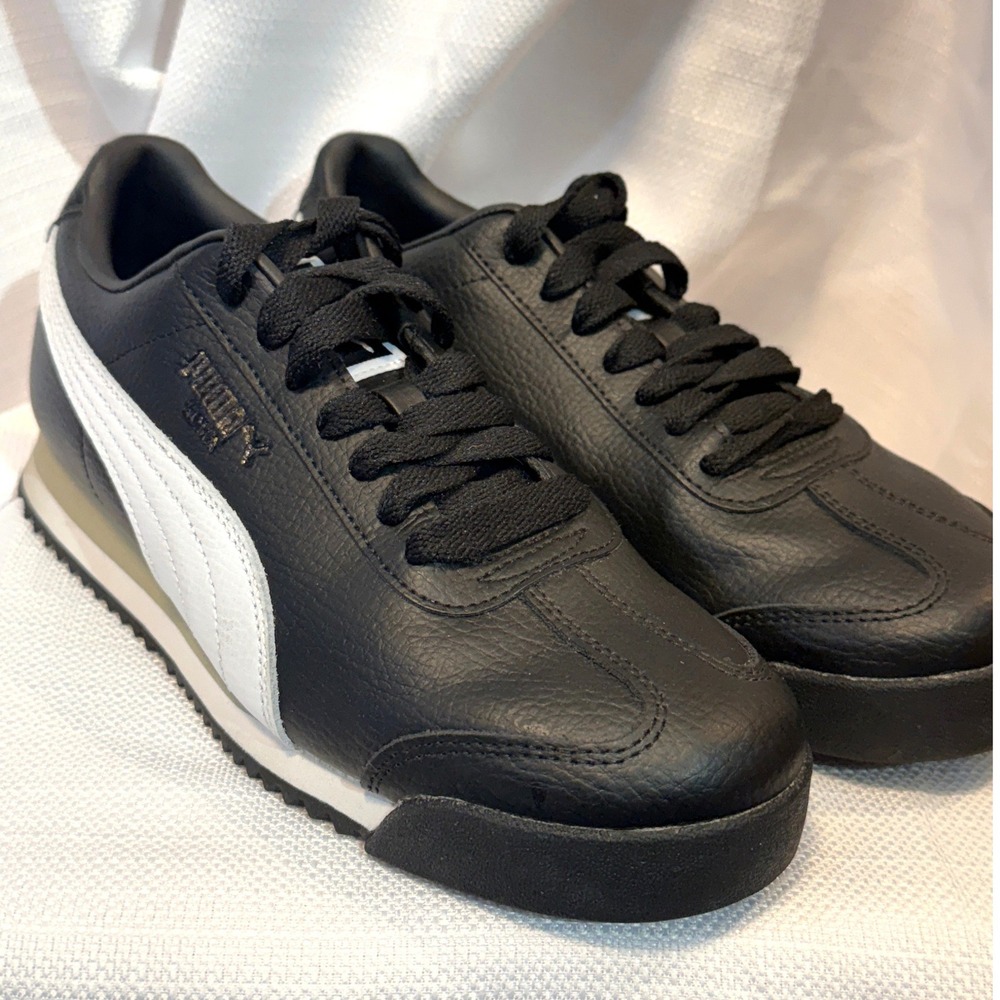 Puma Roma Black White Leather Sneakers Womens 6.5 Low Top Shoes 399334-01